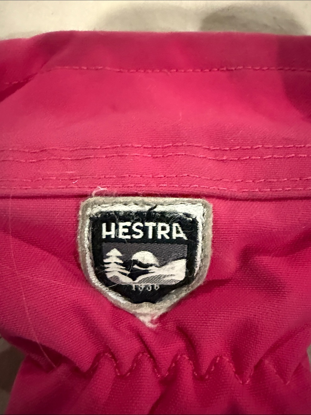 Hestra Kids Mittens in Pink and Silver - Picture 2 of 13